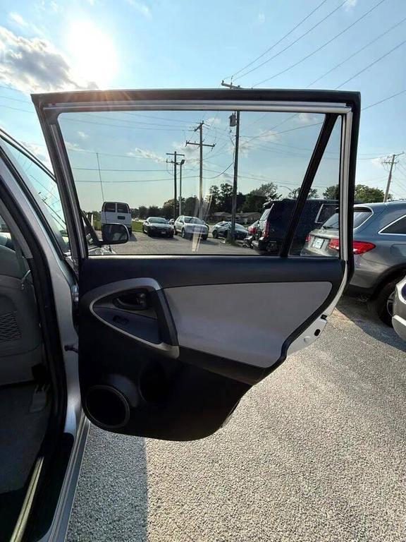 used 2007 Toyota RAV4 car, priced at $7,999