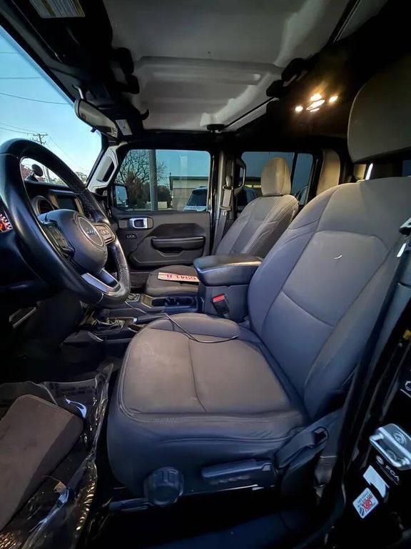 used 2021 Jeep Gladiator car, priced at $22,999
