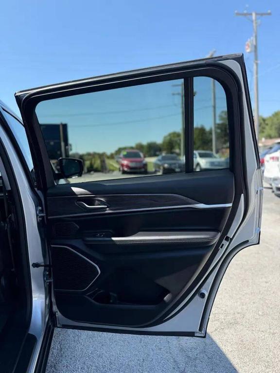 used 2021 Jeep Grand Cherokee L car, priced at $27,999