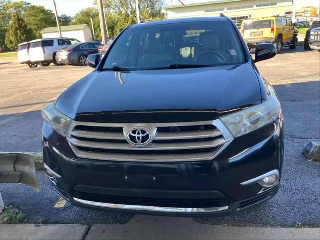 used 2013 Toyota Highlander car, priced at $12,749