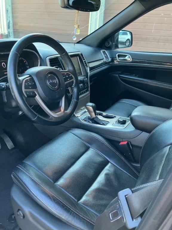 used 2017 Jeep Grand Cherokee car, priced at $13,999
