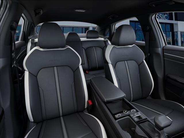 new 2025 Kia K5 car, priced at $28,346