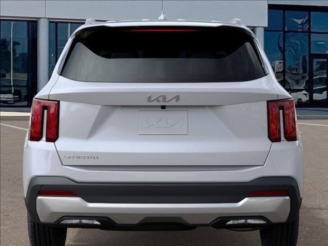 new 2025 Kia Sorento car, priced at $33,880