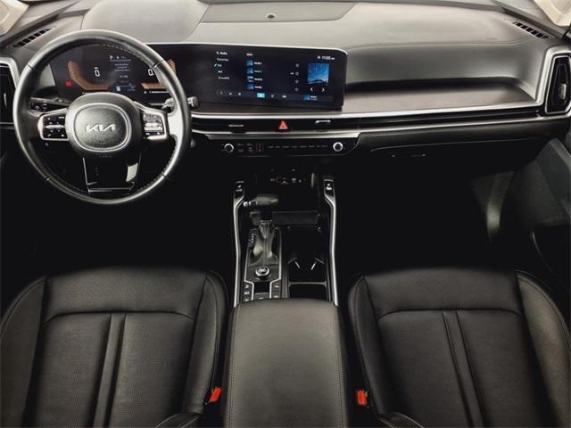 used 2024 Kia Sorento car, priced at $33,101