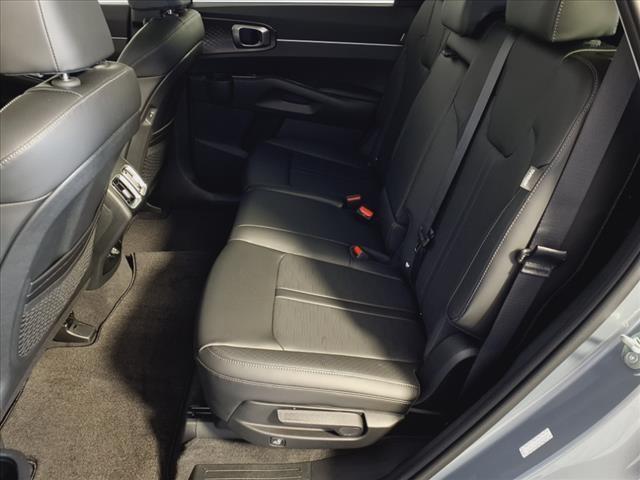 new 2025 Kia Sorento car, priced at $34,831