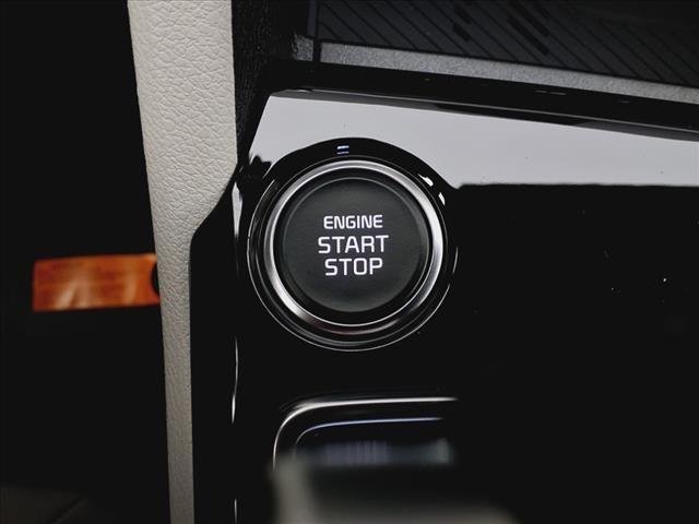 new 2025 Kia Sportage car, priced at $30,238