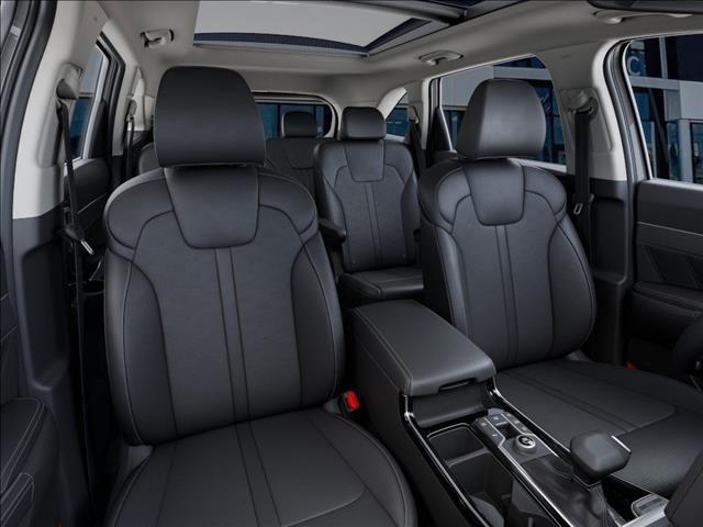 new 2025 Kia Sorento car, priced at $40,010