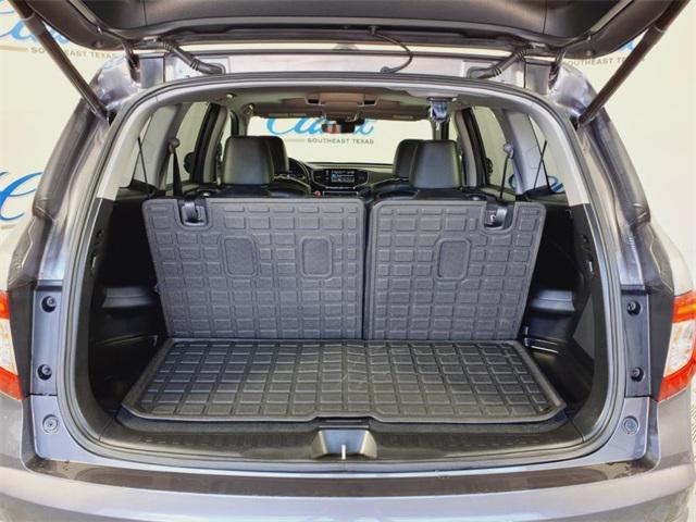 used 2020 Honda Pilot car, priced at $29,998