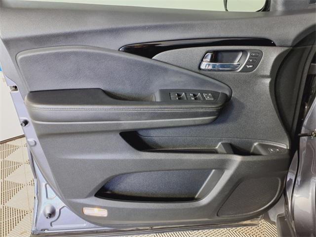 used 2020 Honda Pilot car, priced at $29,998