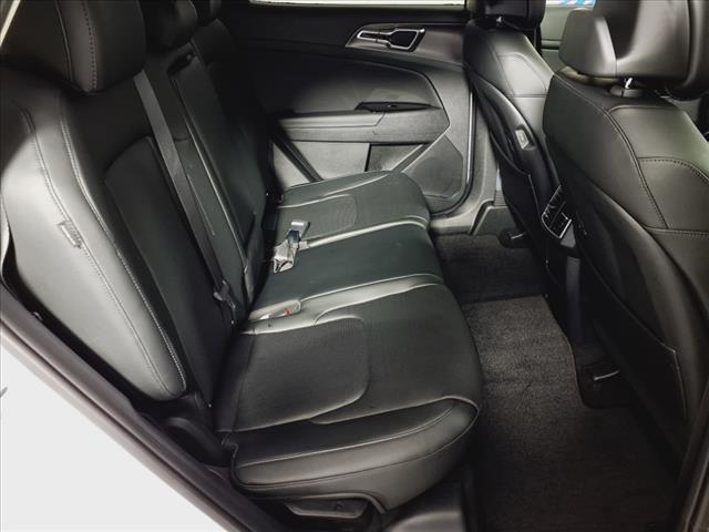 new 2025 Kia Sportage car, priced at $31,552