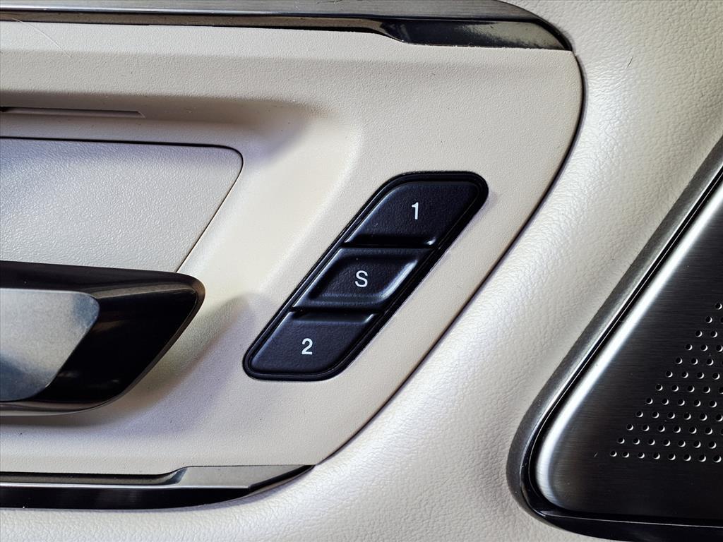 used 2020 Ram 1500 car, priced at $39,127