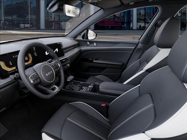 new 2025 Kia K5 car, priced at $30,154