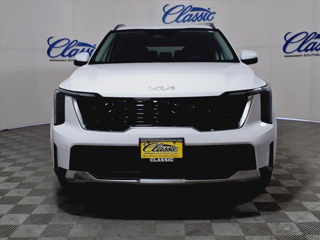 new 2025 Kia Sorento car, priced at $35,815