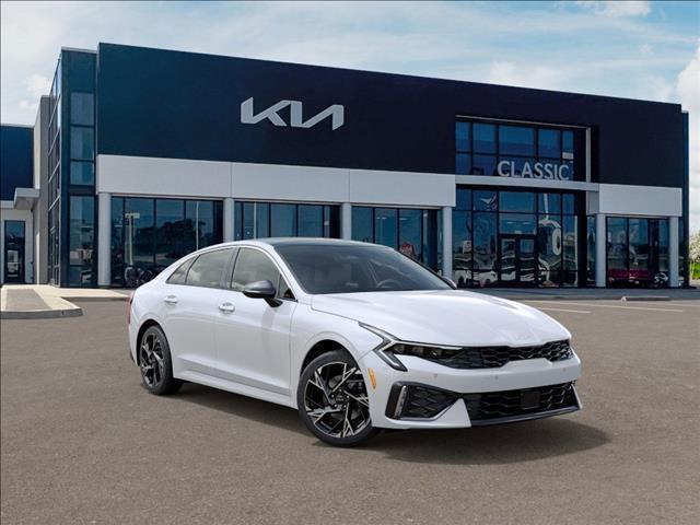 new 2025 Kia K5 car, priced at $30,404