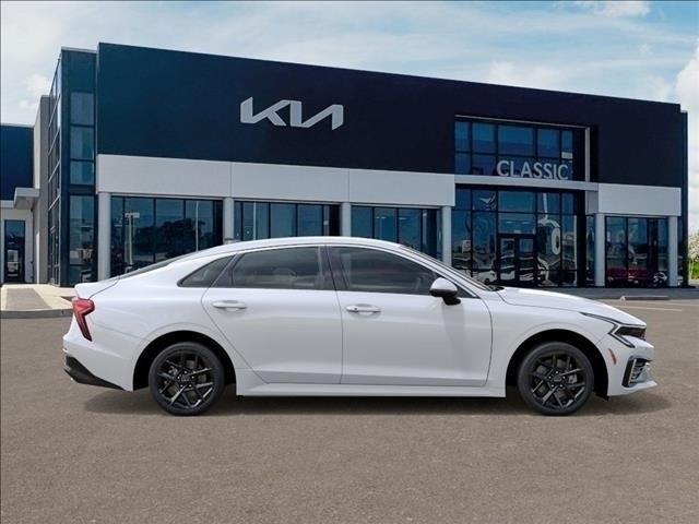 new 2025 Kia K5 car, priced at $27,366