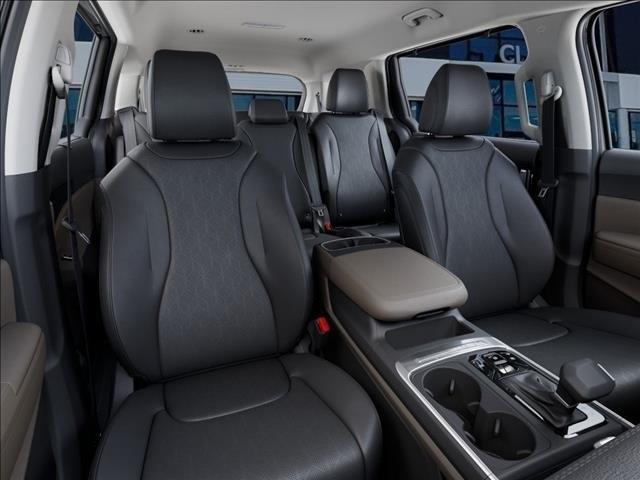 new 2025 Kia Carnival car, priced at $42,003