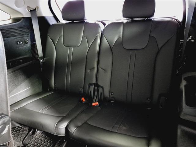 used 2022 Kia Sorento car, priced at $28,695