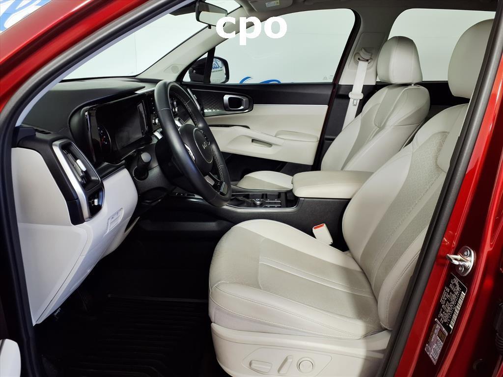 used 2023 Kia Sorento car, priced at $27,695