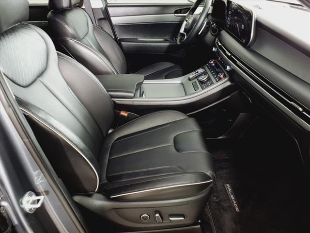 used 2023 Hyundai Palisade car, priced at $38,384