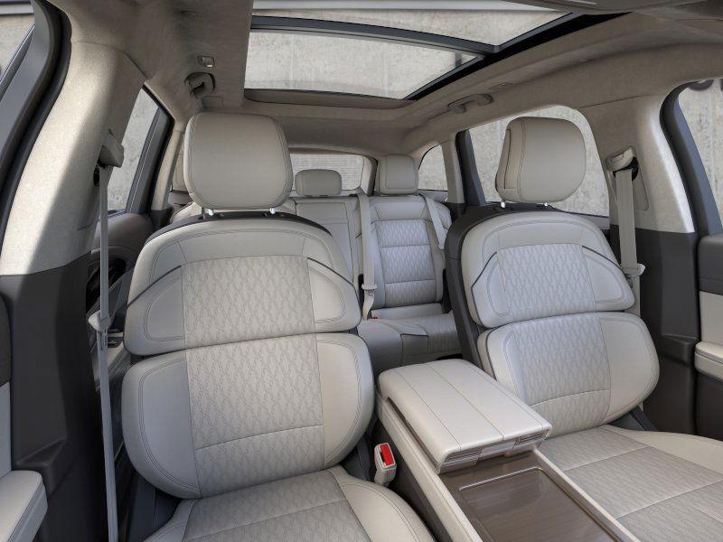 new 2025 Lincoln Nautilus car, priced at $82,040