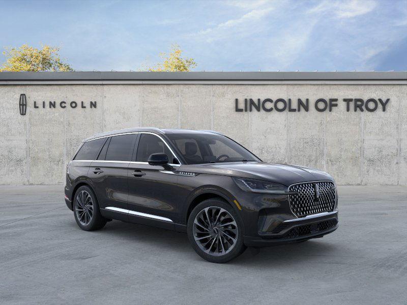new 2025 Lincoln Aviator car, priced at $81,300