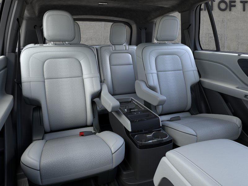 new 2025 Lincoln Aviator car, priced at $93,640