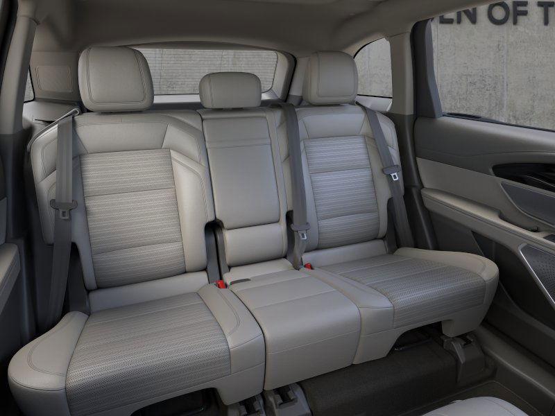 new 2025 Lincoln Nautilus car, priced at $72,910
