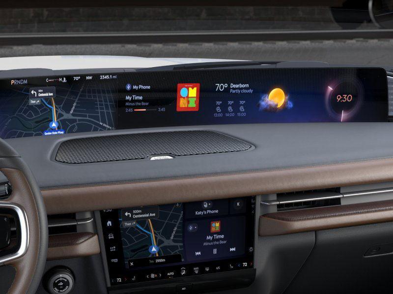 new 2025 Lincoln Navigator car, priced at $102,985