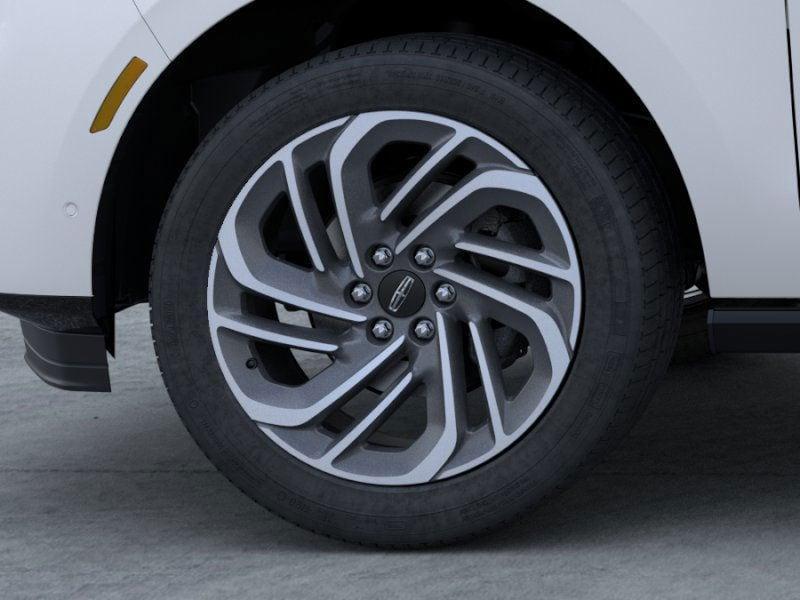 new 2025 Lincoln Navigator car, priced at $102,985