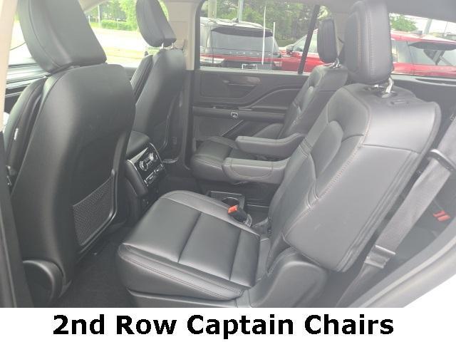 used 2023 Lincoln Aviator car, priced at $45,500