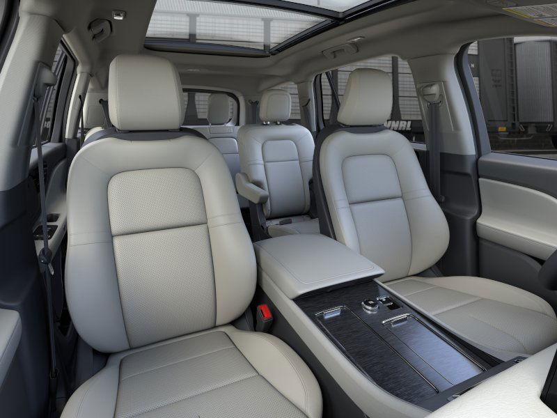 new 2025 Lincoln Aviator car, priced at $68,540