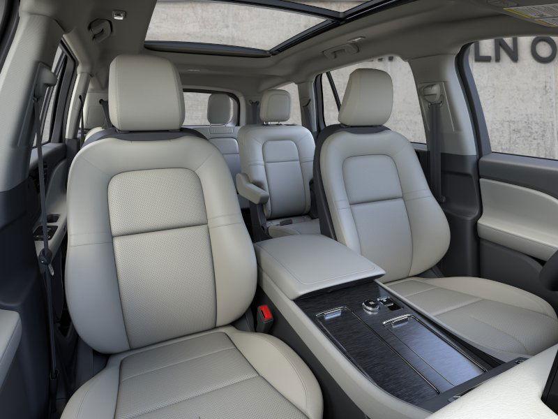 new 2025 Lincoln Aviator car, priced at $68,540