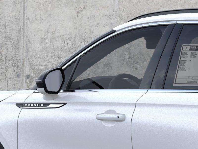 new 2025 Lincoln Corsair car, priced at $50,670