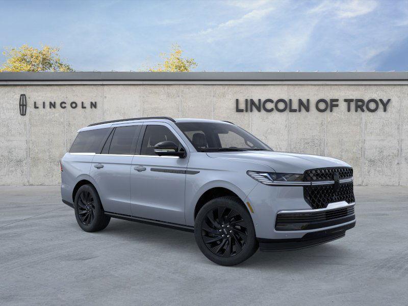 new 2025 Lincoln Navigator car, priced at $110,075