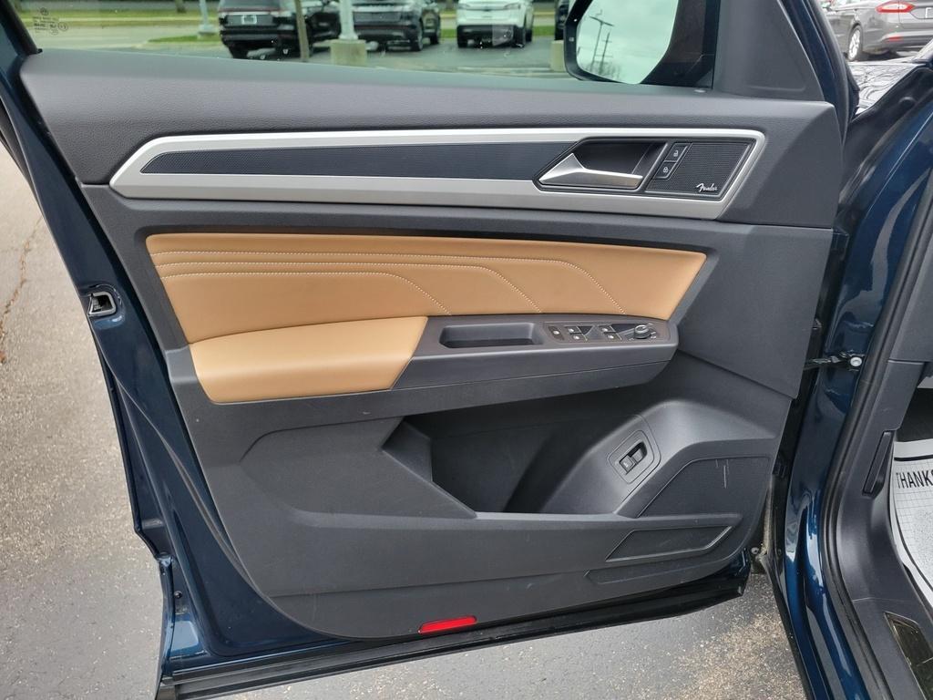 used 2021 Volkswagen Atlas Cross Sport car, priced at $27,800