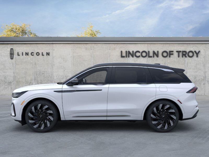 new 2025 Lincoln Nautilus car, priced at $82,690