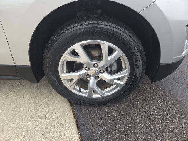 used 2018 Chevrolet Equinox car, priced at $15,300