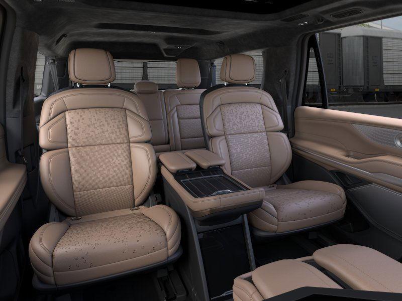 new 2025 Lincoln Navigator L car, priced at $122,480