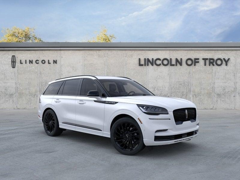 new 2024 Lincoln Aviator car, priced at $63,211