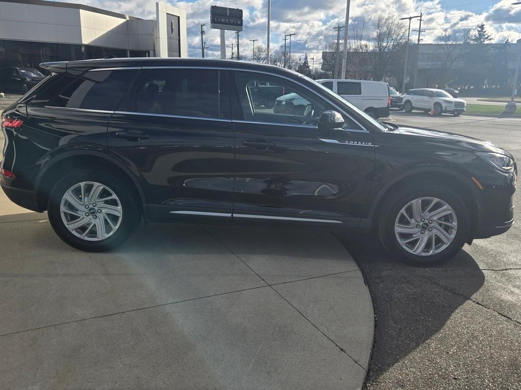 used 2023 Lincoln Corsair car, priced at $33,400