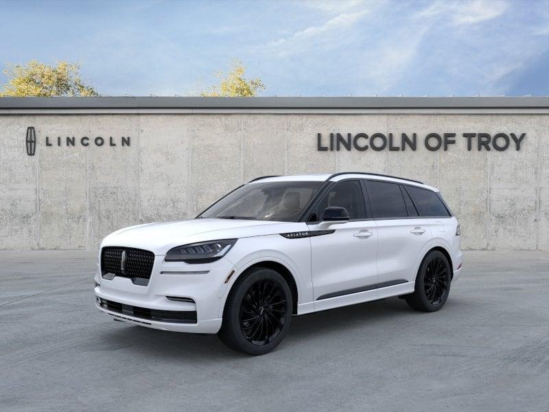 new 2024 Lincoln Aviator car, priced at $62,211