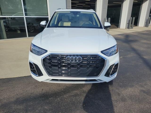 used 2024 Audi Q5 e car, priced at $49,400