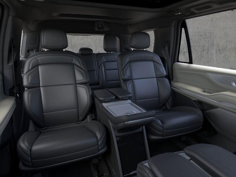 new 2025 Lincoln Navigator car, priced at $108,555