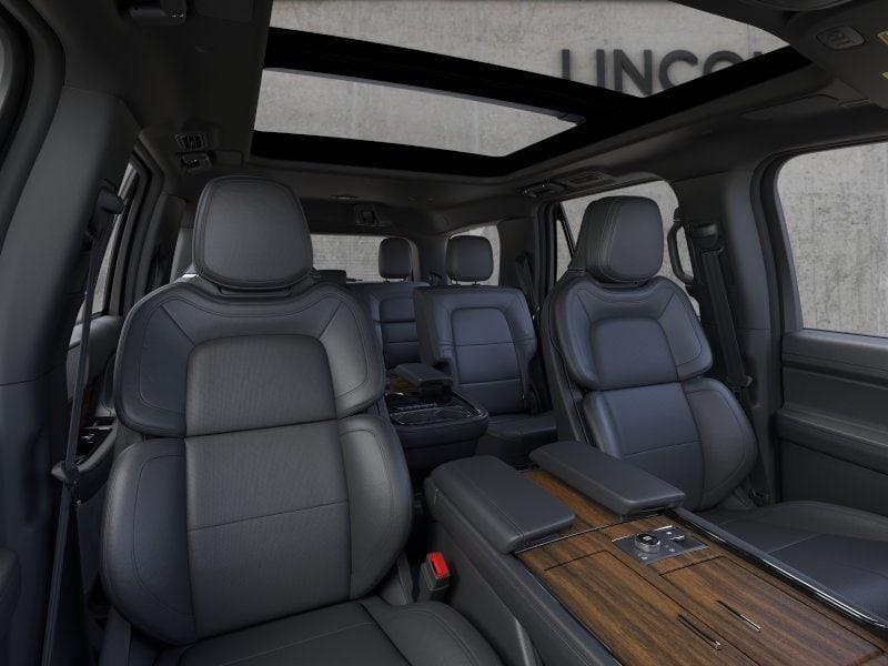 new 2024 Lincoln Navigator car