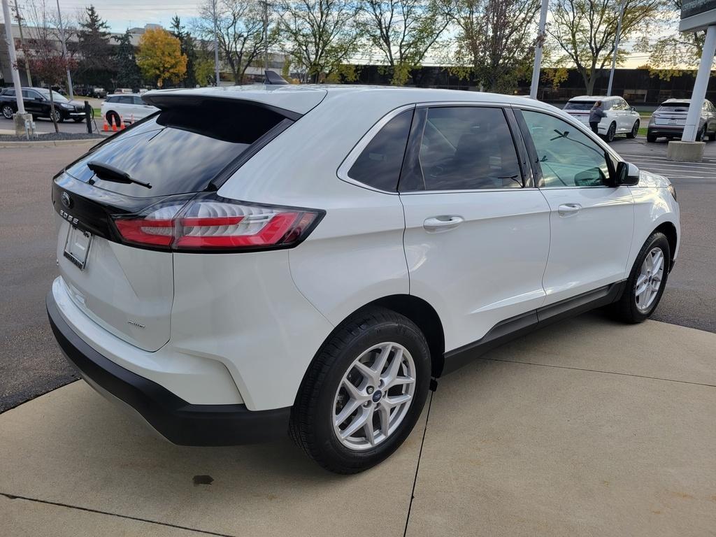 used 2022 Ford Edge car, priced at $23,900