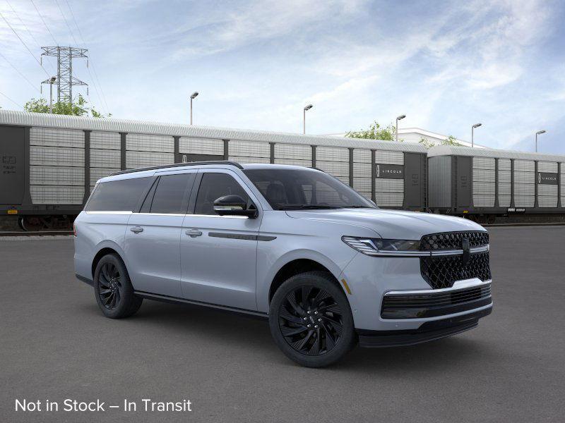 new 2025 Lincoln Navigator L car, priced at $112,295