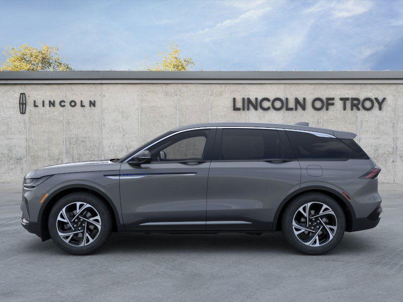 new 2025 Lincoln Nautilus car, priced at $62,565