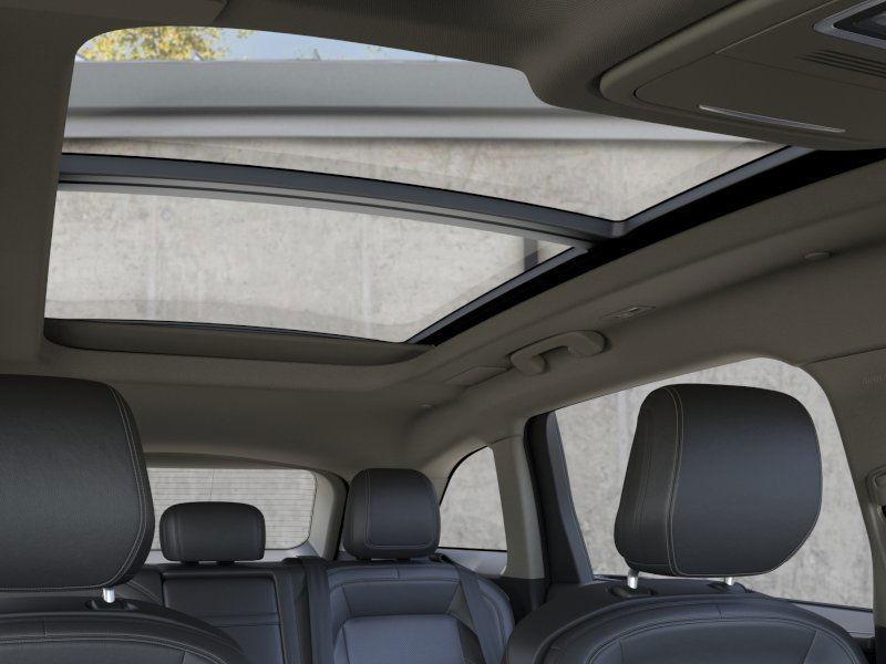 new 2025 Lincoln Nautilus car, priced at $62,565