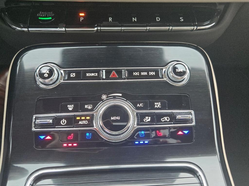 used 2023 Lincoln Nautilus car, priced at $40,400