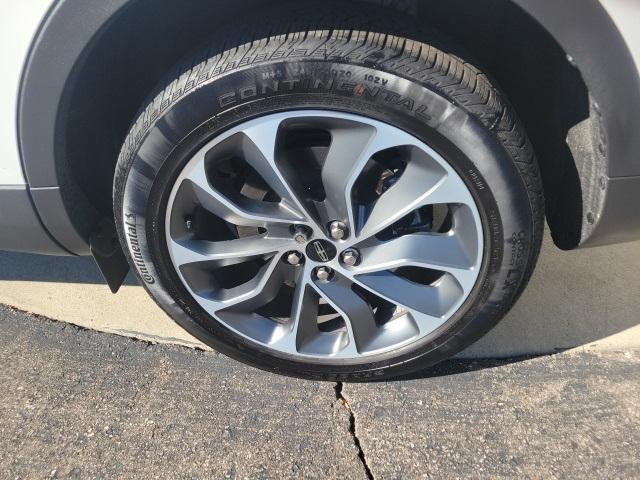 used 2023 Lincoln Nautilus car, priced at $40,900